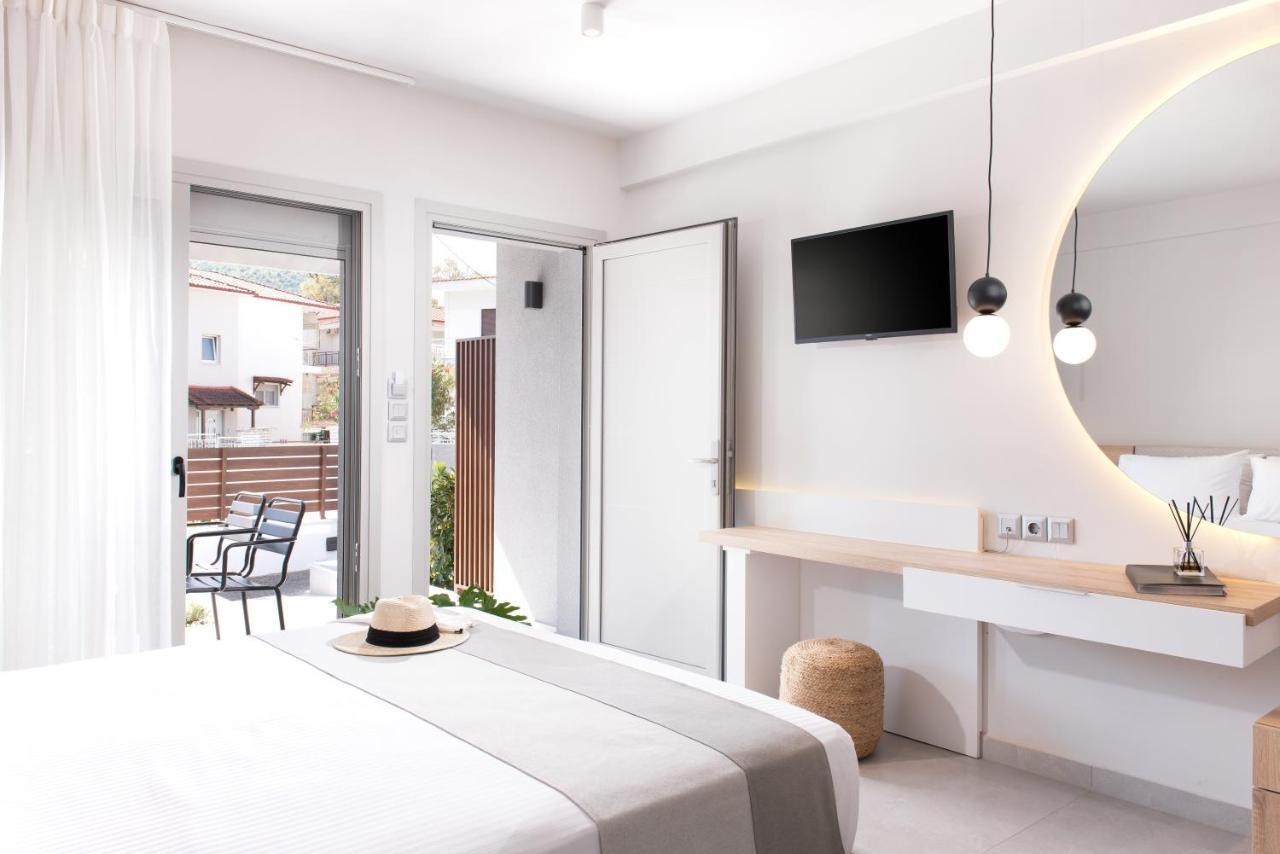 Afros Suites Olympiada Exterior foto