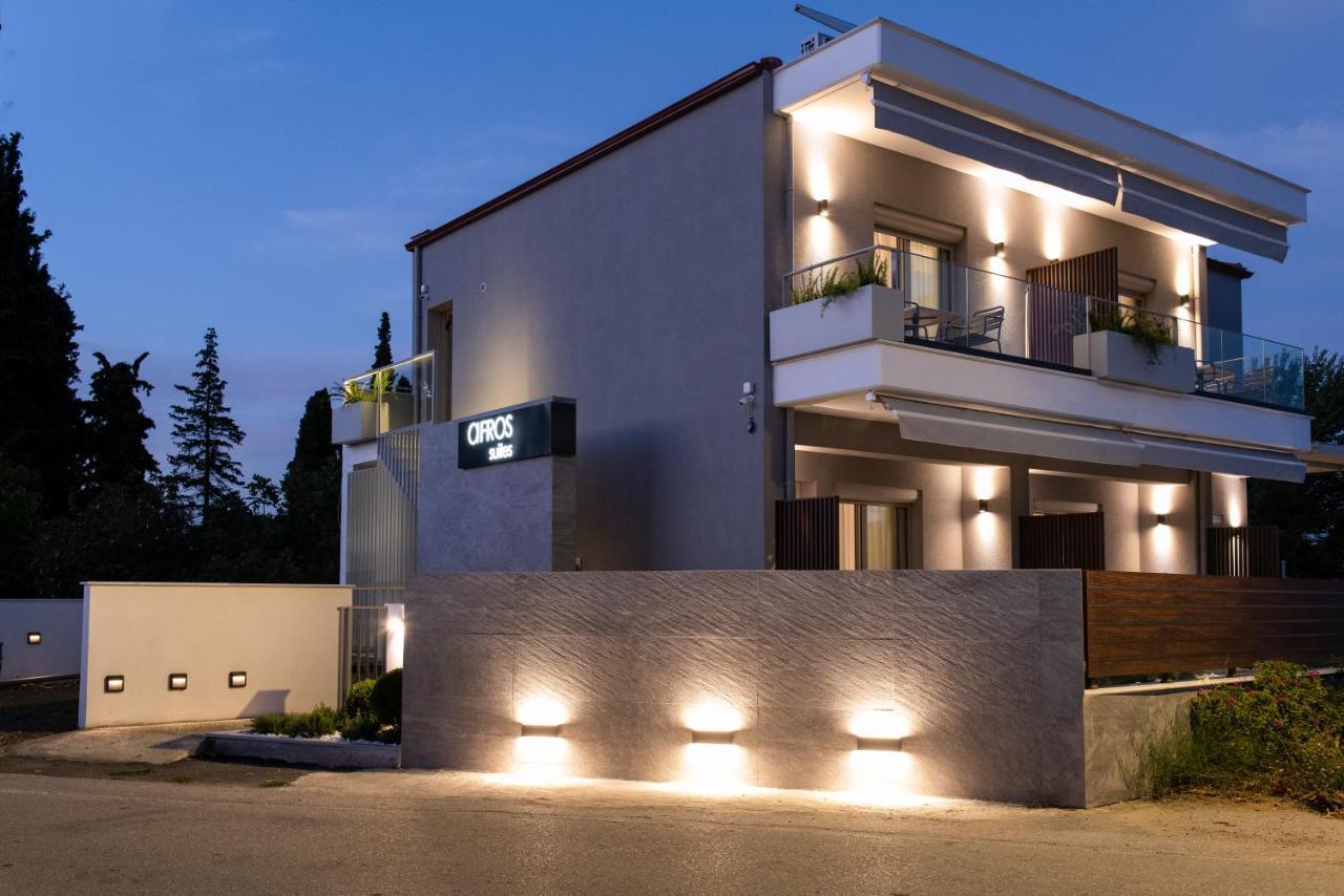Afros Suites Olympiada Exterior foto